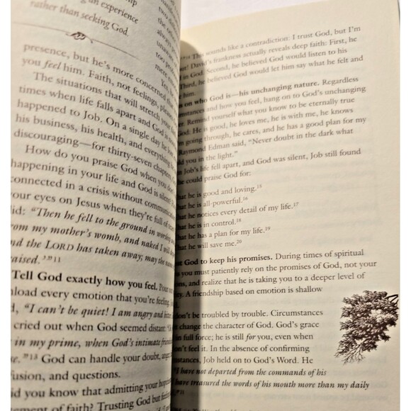 The Purpose Driven Life by Rick Warren a paperback book - Picture 9 of 10